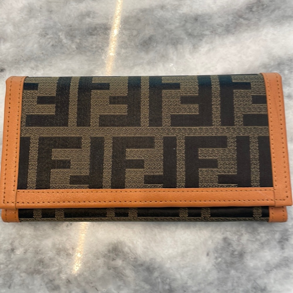 Lookalike Fendi Wallet